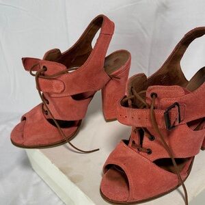 Chic Coral Suede Lace-Up Sandals